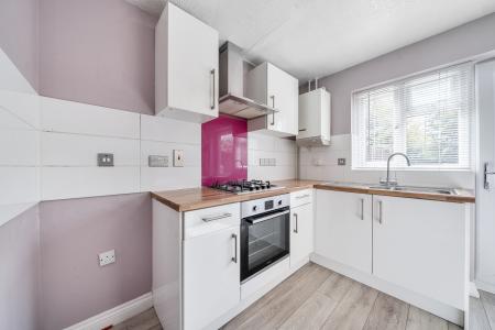1 bedroom Terraced House to let in Fairfax Place, Newbury, RG14