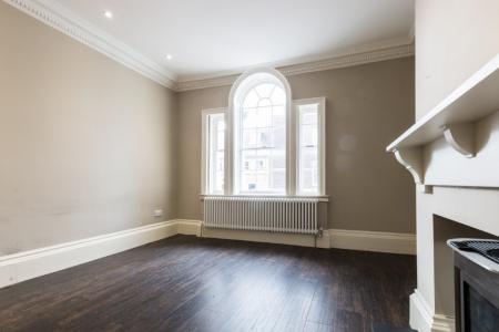 1 bedroom Flat to let in Northbrook St, Newbury, RG14
