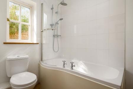 3 bedroom Cottage for sale in Main Street, Grove, OX12