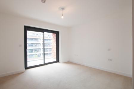 1 bedroom Flat to let in Kingman Way, Newbury, RG14