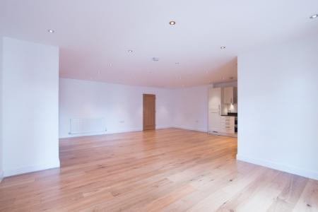 1 bedroom Flat to let in Kingman Way, Newbury, RG14