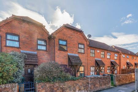 1 bedroom Terraced House to let in Park Lane, Newbury, RG14