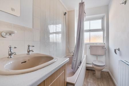 1 bedroom Terraced House to let in Park Lane, Newbury, RG14