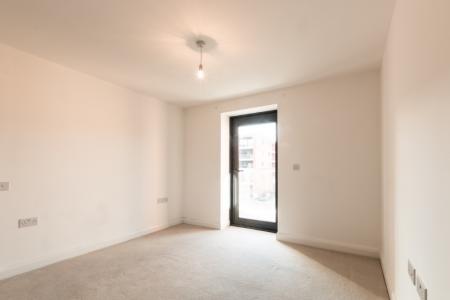 1 bedroom Flat to let in Racecourse Road, Newbury, RG14