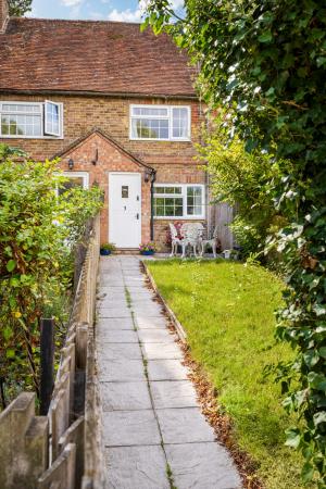 2 bedroom Terraced House for sale in Mount Pleasant, Wantage, OX12