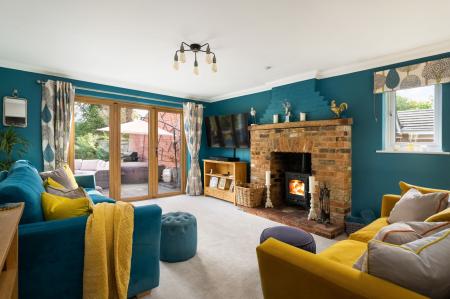 6 bedroom Detached house for sale in Briff Lane, Upper Bucklebury, RG7