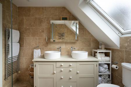 6 bedroom Detached house for sale in Briff Lane, Upper Bucklebury, RG7