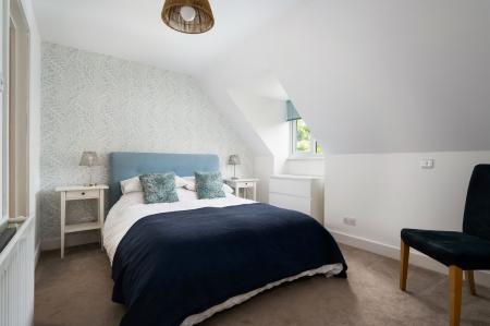 6 bedroom Detached house for sale in Briff Lane, Upper Bucklebury, RG7