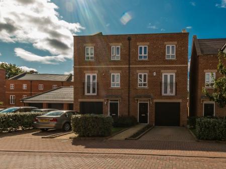Rondetto Avenue, Newbury, RG14