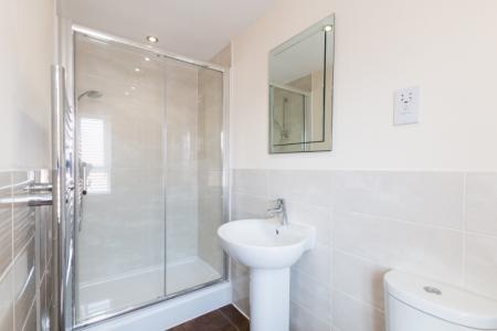 4 bedroom Semi-detached house to let in Rondetto Avenue, Newbury, RG14
