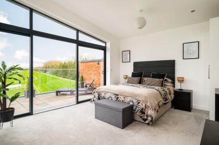 4 bedroom Detached house to let in Teeton Mill Place, Newbury, RG14