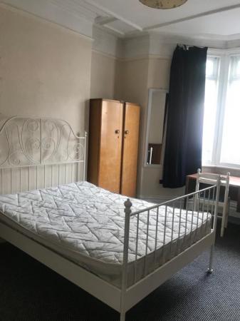 2 bedroom Flat to let in Kelvin Grove, Sandyford, Newcastle Upon Tyne, NE2