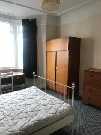 2 bedroom Flat to let in Kelvin Grove, Sandyford, Newcastle Upon Tyne, NE2