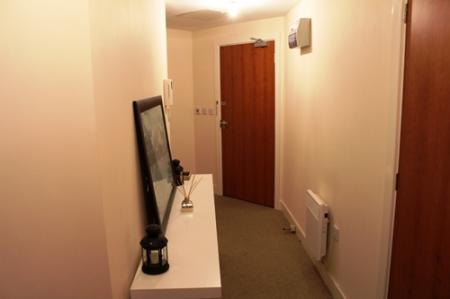 2 bedroom Flat to let in Colombo Square, Worsdell Drive, Gateshead, NE8