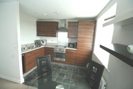 2 bedroom Flat to let in Colombo Square, Worsdell Drive, Gateshead, NE8