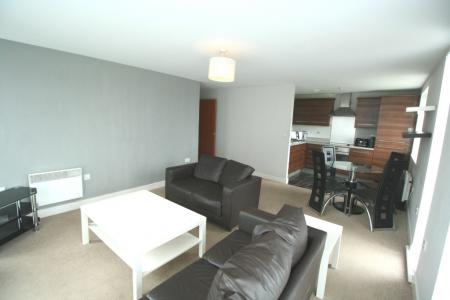 2 bedroom Flat to let in Colombo Square, Worsdell Drive, Gateshead, NE8