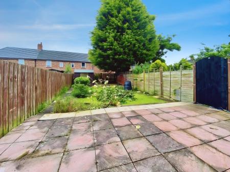 3 bedroom Terraced House to let in Holystone Crescent, High Heaton, Newcastle Upon Tyne, NE7