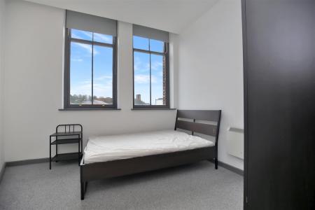 2 bedroom Flat to let in Hudson Street, Gateshead, NE8