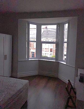 3 bedroom Flat to let in Kelvin Grove, Sandyford, Newcastle Upon Tyne, NE2