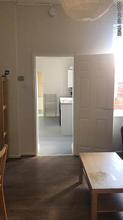 2 bedroom Flat to let in Kelvin Grove, Sandyford, Newcastle Upon Tyne, NE2