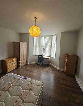 2 bedroom Flat to let in Kelvin Grove, Sandyford, Newcastle Upon Tyne, NE2