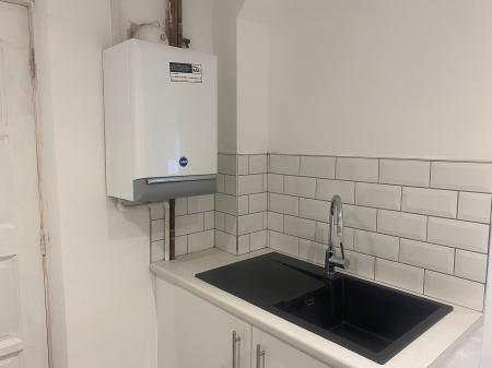 3 bedroom Terraced House to let in Rodney Close, Tynemouth, NE30