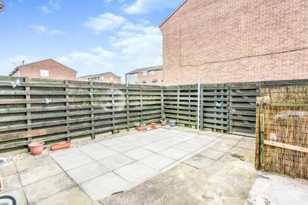 3 bedroom Terraced House to let in Belford Close, Wallsend, NE28