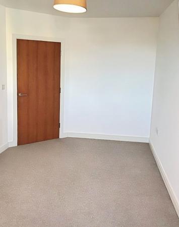 2 bedroom Flat to let in Cameronian Square, Ochre Yards, Gateshead, NE8