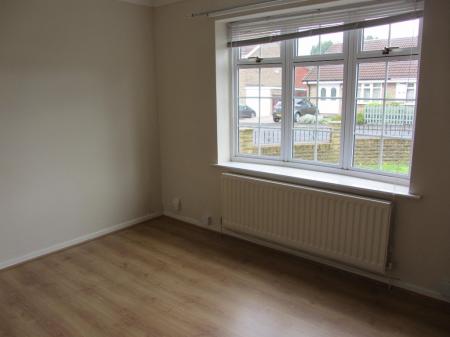 2 bedroom Semi-detached house to let in Chelford Close, Hadrian Park, Wallsend, NE28