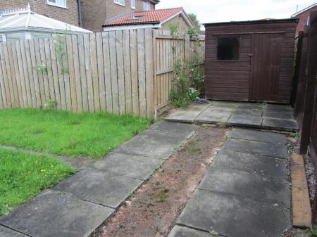 2 bedroom Semi-detached house to let in Chelford Close, Hadrian Park, Wallsend, NE28