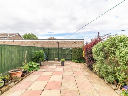 3 bedroom Semi-detached house to let in Fareham Way, Cramlington, NE23