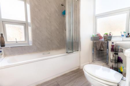 4 bedroom Terraced House to let in Ripon Gardens, Jesmond Vale, Newcastle Upon Tyne, NE2