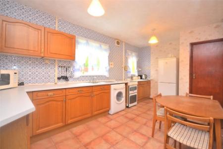 3 bedroom Terraced House to let in Sheriffs Highway, Gateshead, NE9
