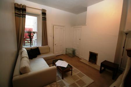 2 bedroom Flat to let in Tosson Terrace, Heaton, Newcastle Upon Tyne, NE6