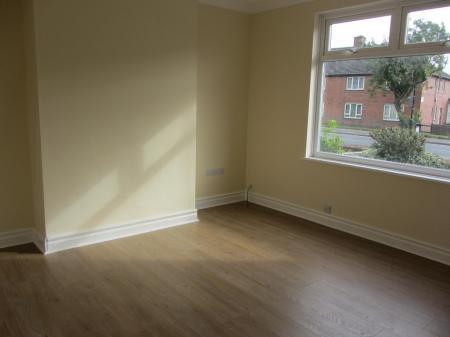 2 bedroom Flat to let in High Street East, Wallsend, NE28