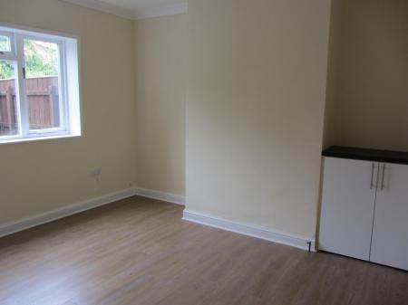 2 bedroom Flat to let in High Street East, Wallsend, NE28