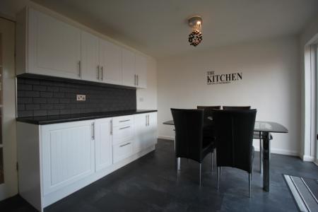 3 bedroom Detached house to let in Bellshill Close, Battle Hill, Wallsend, NE28