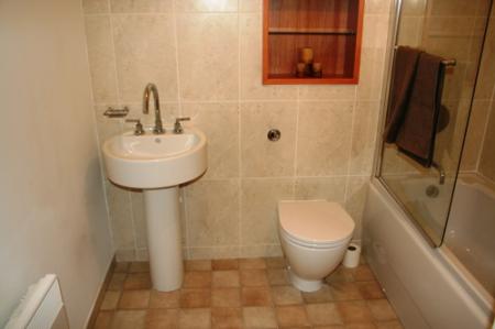 2 bedroom Flat to let in Cameronian Square, Ochre Yards, Gateshead, NE8