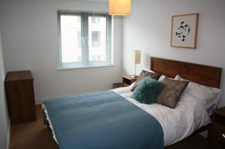 2 bedroom Flat to let in Cameronian Square, Ochre Yards, Gateshead, NE8