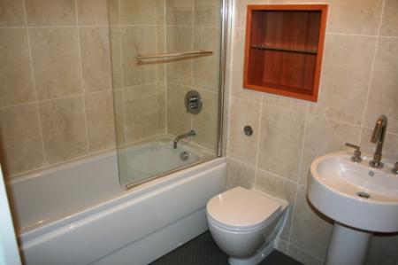 2 bedroom Flat to let in Cameronian Square, Ochre Yards, Gateshead, NE8