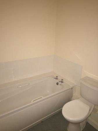 1 bedroom Flat to let in Church Street, Consett, DH8