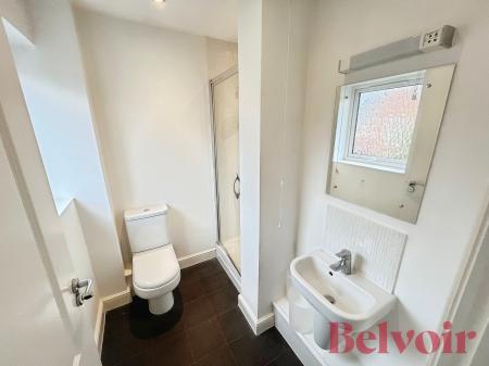 5 bedroom Detached house to let in Centurion Crescent, Newcastle-under-Lyme, ST5