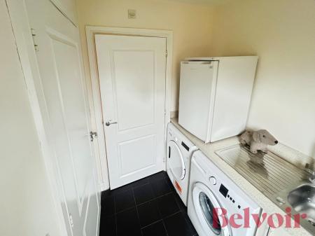 5 bedroom Detached house to let in Centurion Crescent, Newcastle-under-Lyme, ST5