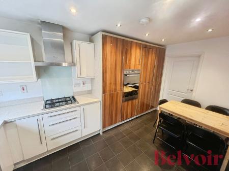 Centurion Crescent, Newcastle-under-Lyme, ST5