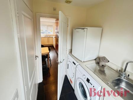 5 bedroom Detached house to let in Centurion Crescent, Newcastle-under-Lyme, ST5