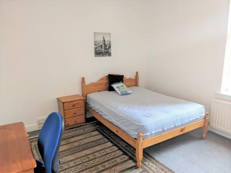 3 bedroom Terraced House to let in Enderley Street, Newcastle-under-Lyme, ST5