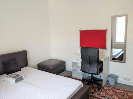 3 bedroom Terraced House to let in Enderley Street, Newcastle-under-Lyme, ST5