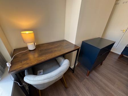 4 bedroom End of terrace house to let in Enderley Street, Newcastle-under-Lyme, ST5