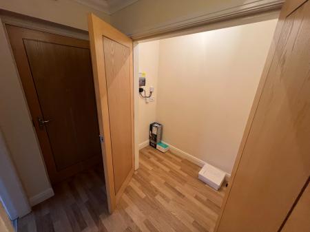 2 bedroom Apartment to let in Enderley Street, Newcastle-under-Lyme, ST5