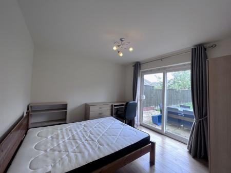 7 bedroom Detached house to let in Galingale View, Newcastle-under-Lyme, ST5